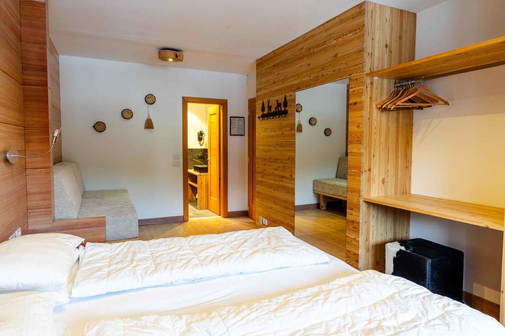 Hotel Dahu Madonna di Campiglio Ngoại thất bức ảnh