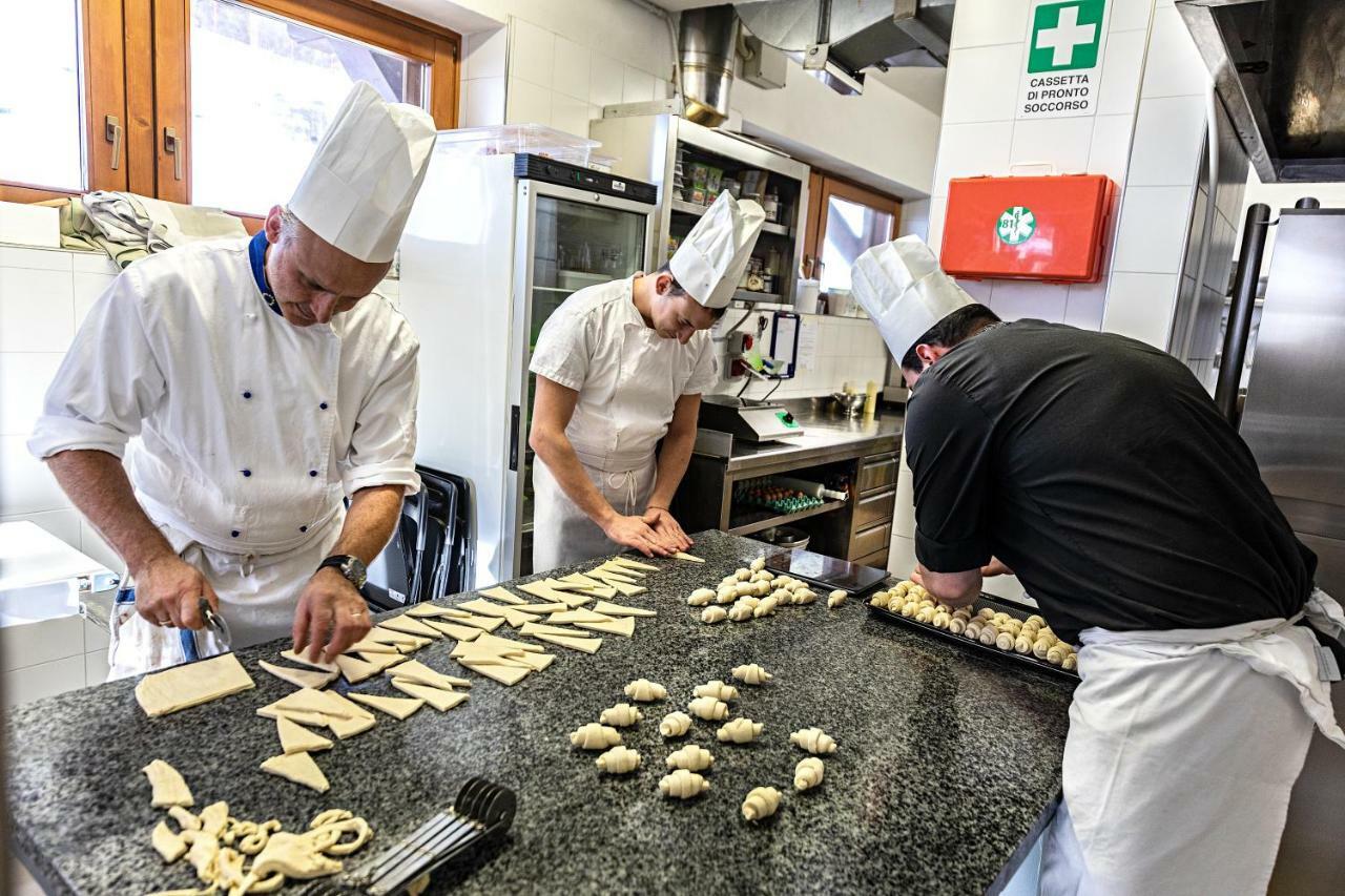 Hotel Dahu Madonna di Campiglio Ngoại thất bức ảnh